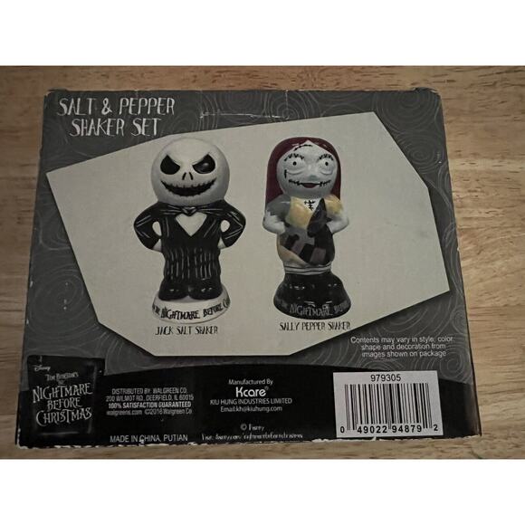 NIGHTMARE Before Christmas Salt & Pepper Shakers - Picture 7 of 7